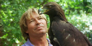 johndenverwithhawk.jpg