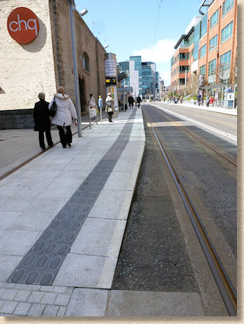 dublin-walkalongluastramrails.jpg